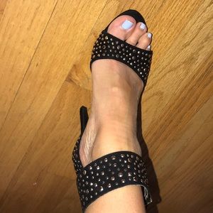 Jessica Simpson heels